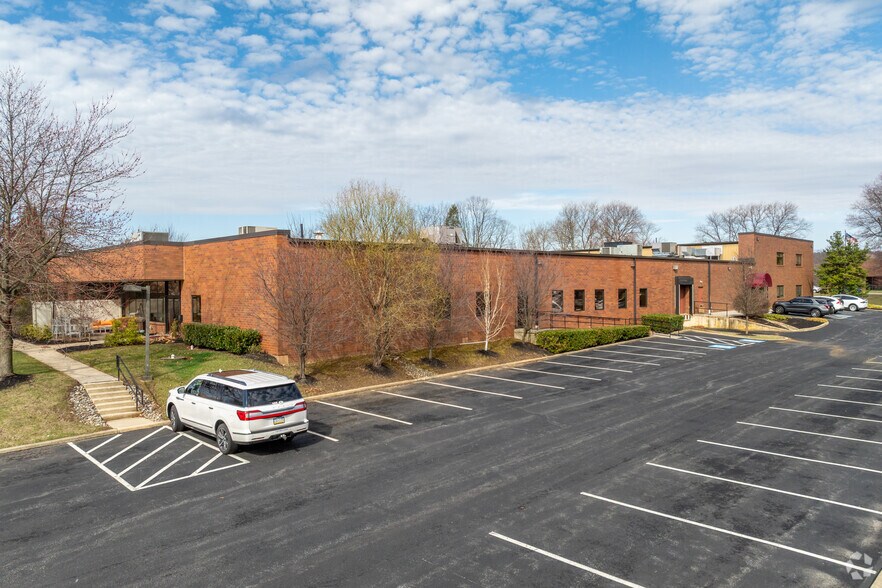 255 Great Valley Pky, Malvern, PA for lease - Primary Photo - Image 1 of 7