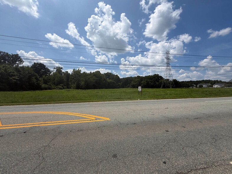 6615 Secrest Shortcut Rd, Indian Trail, NC for sale - Building Photo - Image 3 of 3
