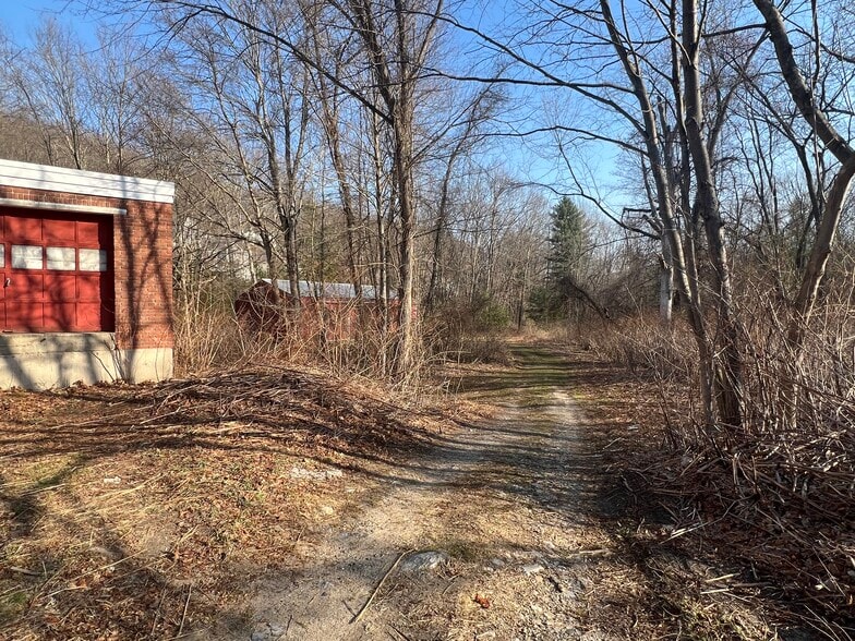 10 Spielman Hwy, Burlington, CT for sale - Building Photo - Image 3 of 7