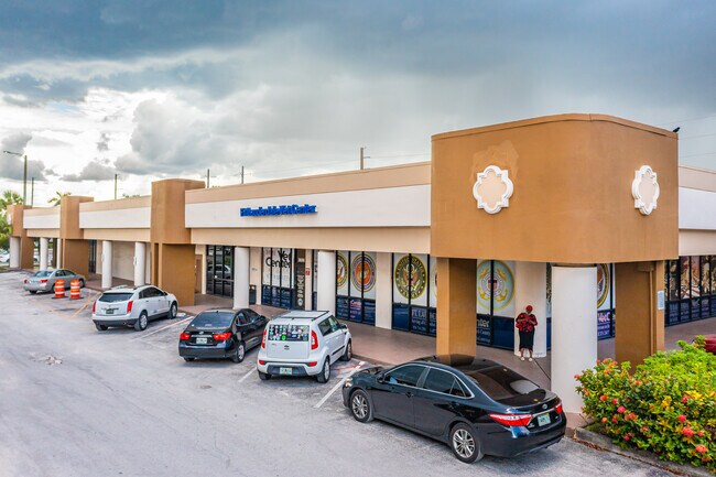 More details for 2900-2950 N State Road 7, Fort Lauderdale, FL - Office/Retail, Retail for Lease