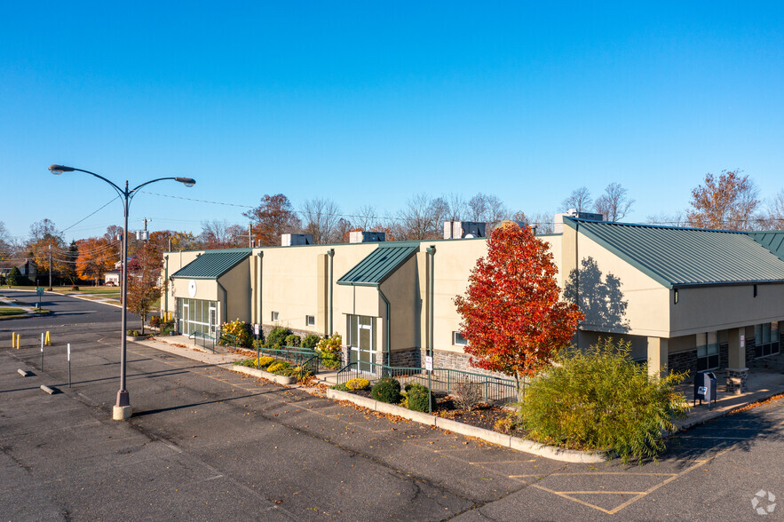 30-40 N White Horse Pike, Hammonton, NJ à vendre - Photo du bâtiment - Image 1 de 1