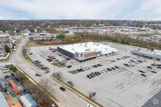 1095 Regency Pky, Saint Charles, MO - Aérien Vue de la carte