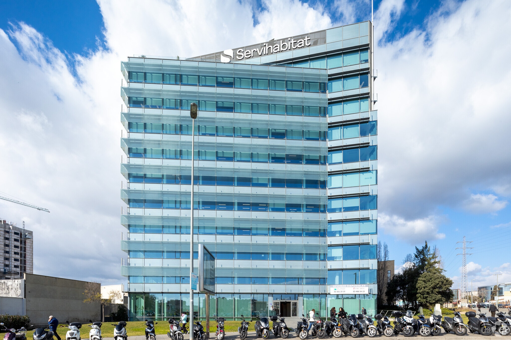 Carretera d'Esplugues, 225, Cornellà de Llobregat, Barcelona for lease Building Photo- Image 1 of 8