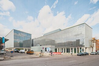 Plus de détails pour Calle de Julián Camarillo, 21, Madrid - Bureau, Commerce de détail à louer