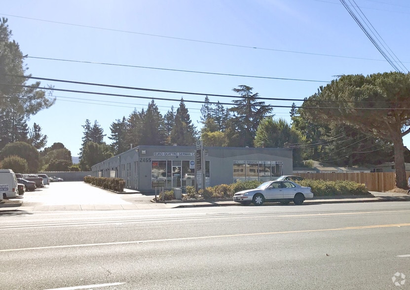 2455 Old Middlefield Way, Mountain View, CA for lease - Building Photo - Image 2 of 3