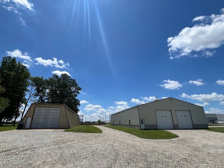 3450 N 400 W, Greenfield, IN à vendre - Photo du bâtiment - Image 3 de 5