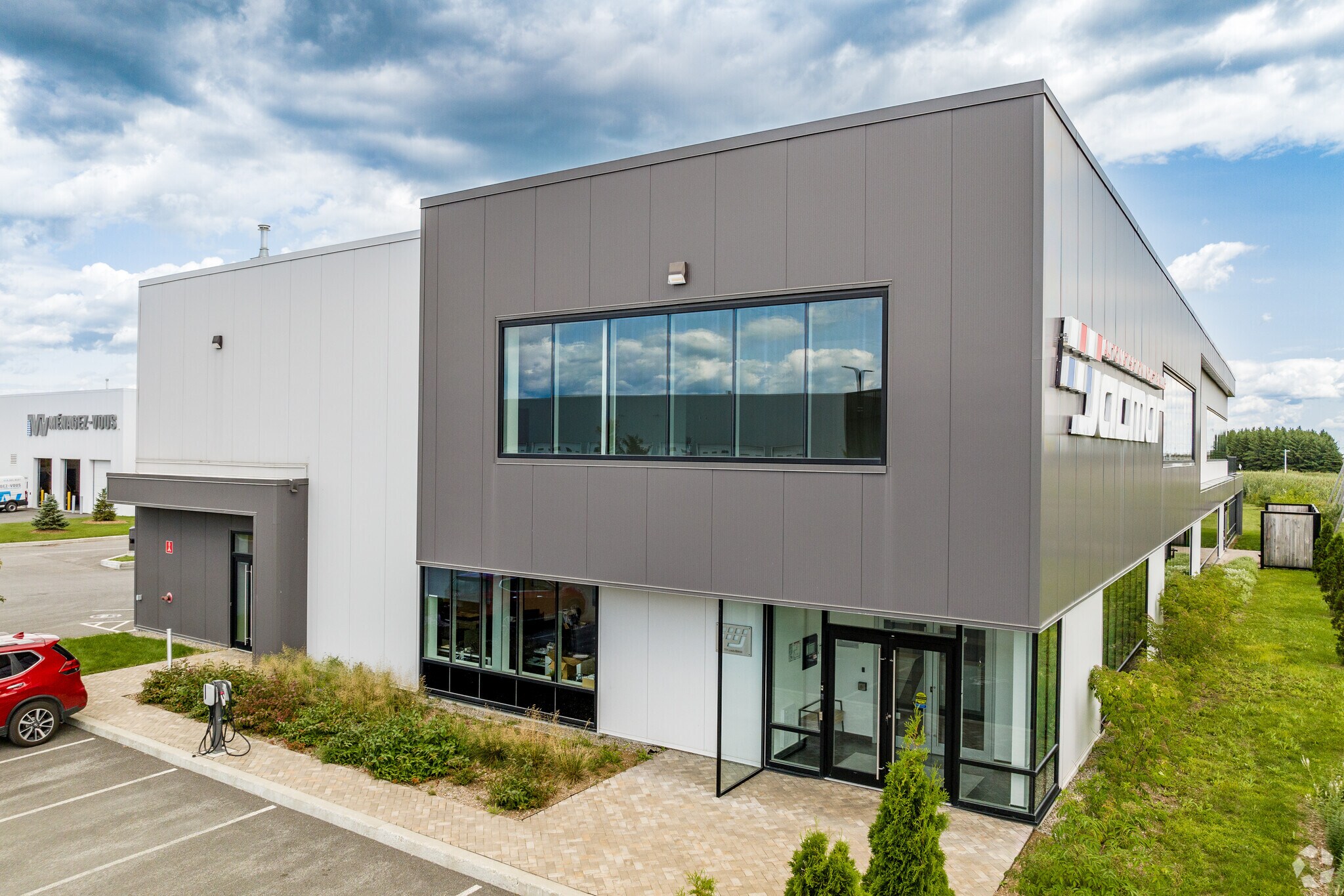 701 Rue Louis-Blériot, Mascouche, QC for sale Building Photo- Image 1 of 1