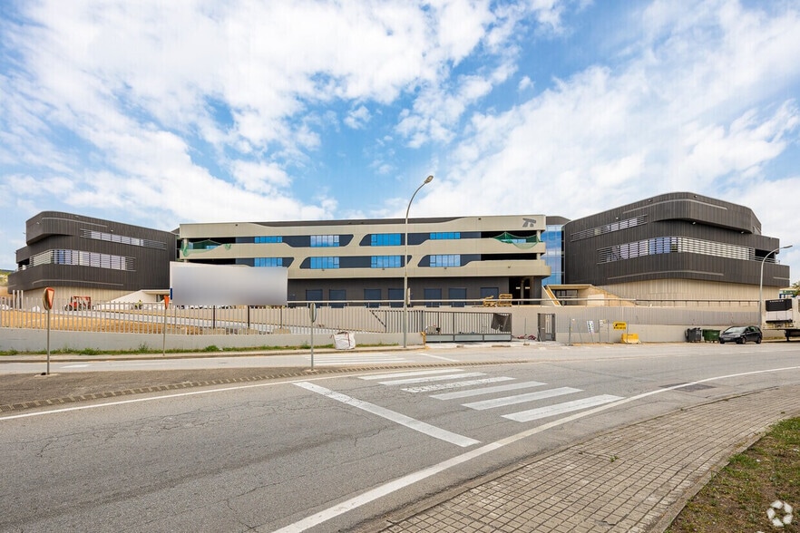Industrial in Barberà del Vallès, Barcelona for lease - Building Photo - Image 3 of 3