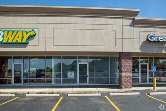 5-37 Winfield Plaza, Winfield, MO for lease Interior Photo- Image 1 of 2