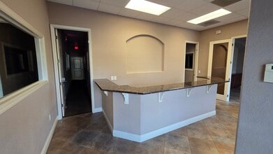 3250 SE 58th Ave, Ocala, FL à louer Photo intérieure- Image 2 de 6