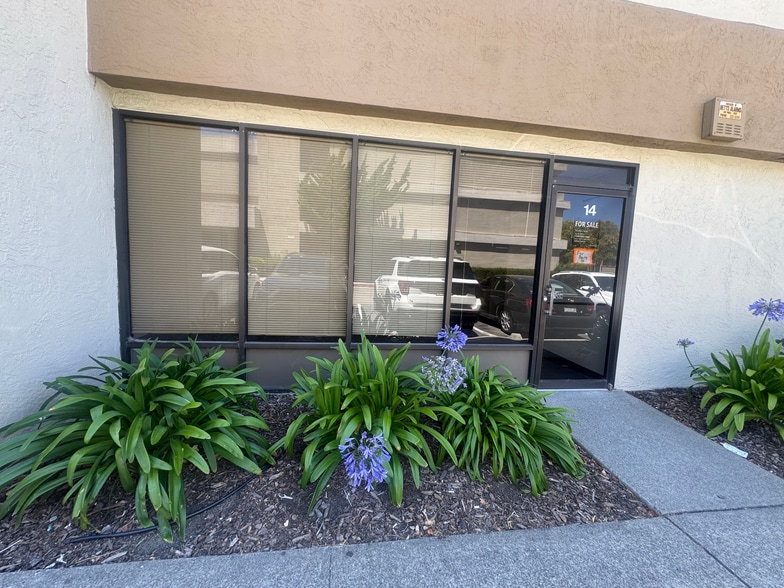 2089 Vale Rd, San Pablo, CA for sale - Building Photo - Image 2 of 16