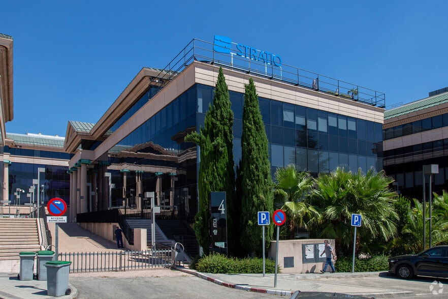 Vía Dos Castillas, 33, Pozuelo de Alarcón, Madrid for lease - Primary Photo - Image 1 of 2