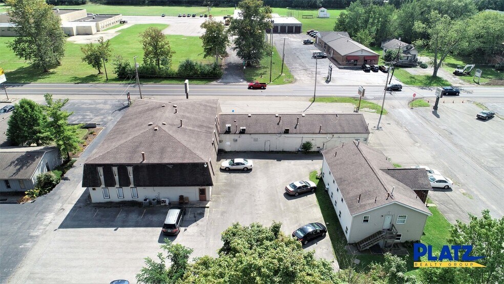 310 Churchill Hubbard Rd, Youngstown, OH à louer - Photo du bâtiment - Image 2 de 4