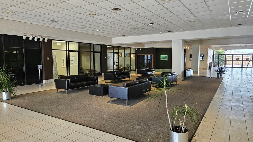 3444 N 1st St, Abilene, TX for lease - Interior Photo - Image 2 of 6