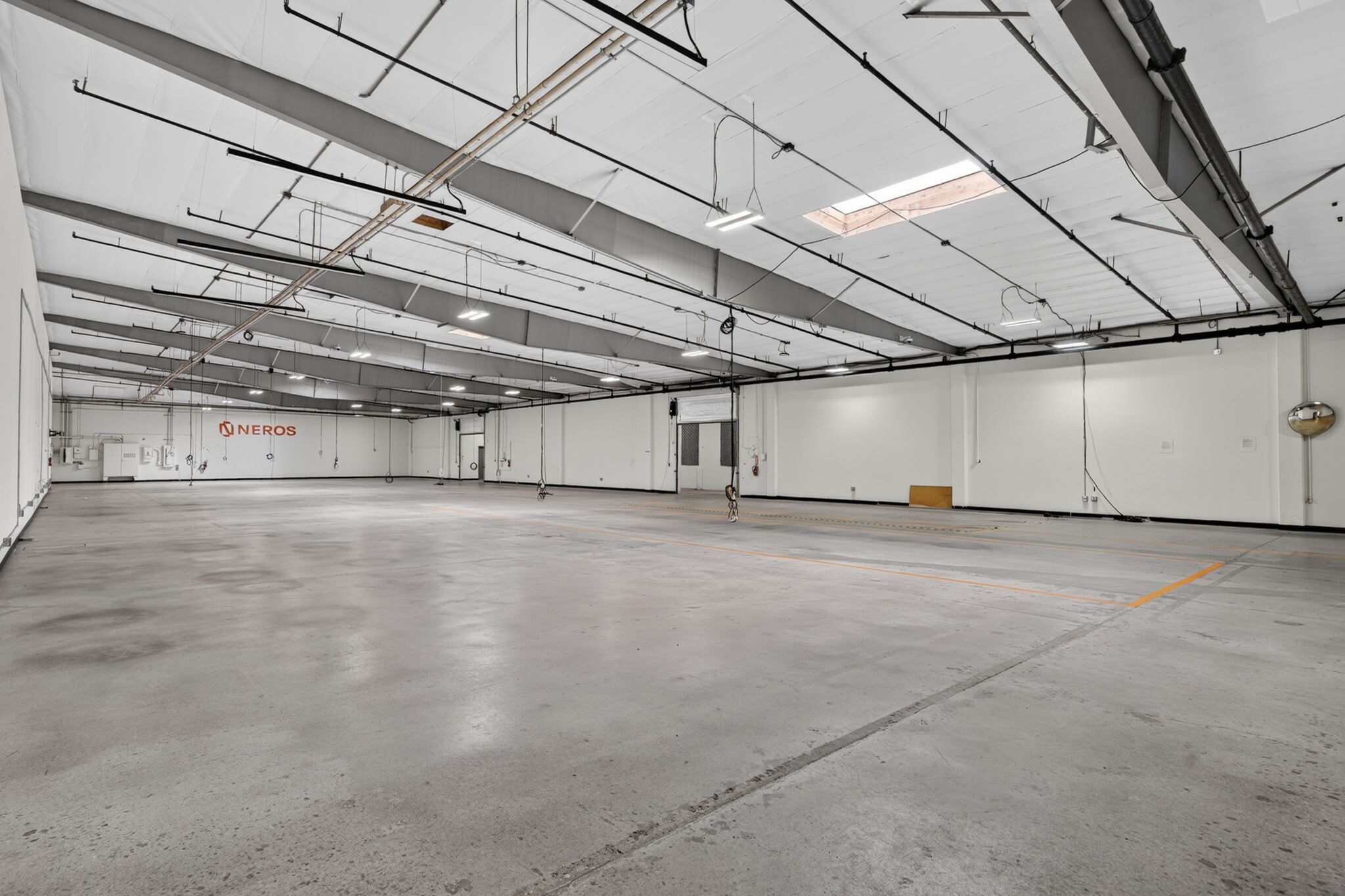 1924 E Maple Ave, El Segundo, CA for lease Interior Photo- Image 1 of 8