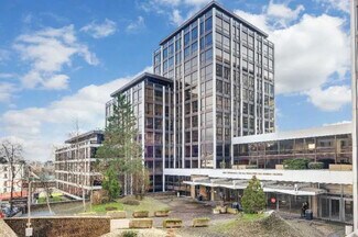 Plus de détails pour 1 Rue Royale, Saint-Cloud - Bureau, Local d'activités à louer