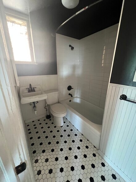 246-248 S Broadway, Denver, CO à vendre - Photo intérieure - Image 3 de 23