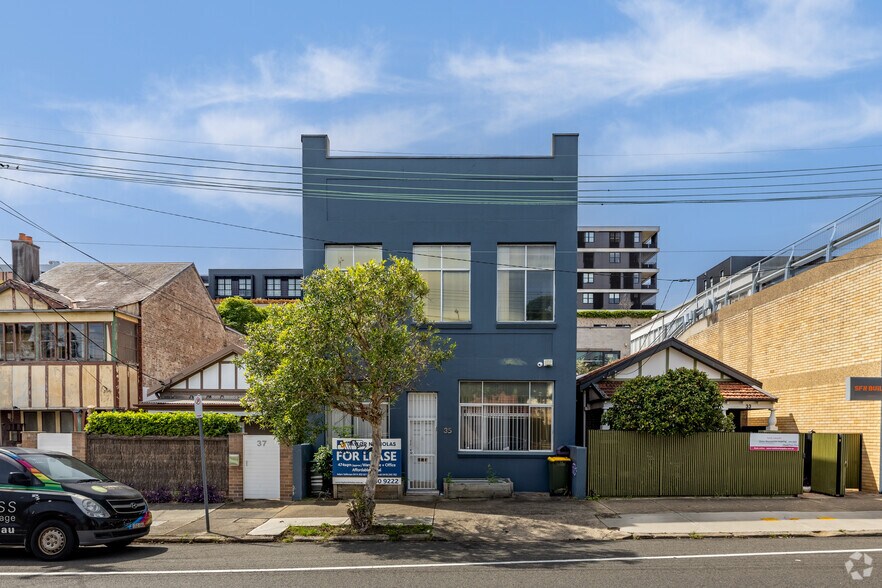 35 Tebbutt St, Leichhardt à vendre - Photo du bâtiment - Image 3 de 5