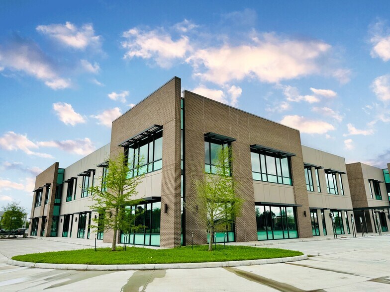 8524 Broadway St, Pearland, TX à louer - Photo du bâtiment - Image 2 de 6