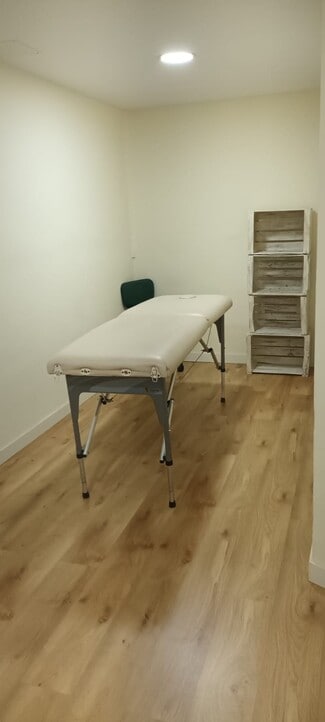 Plus de détails pour Paseo Extremadura, 130, Madrid - Commerce de détail à louer