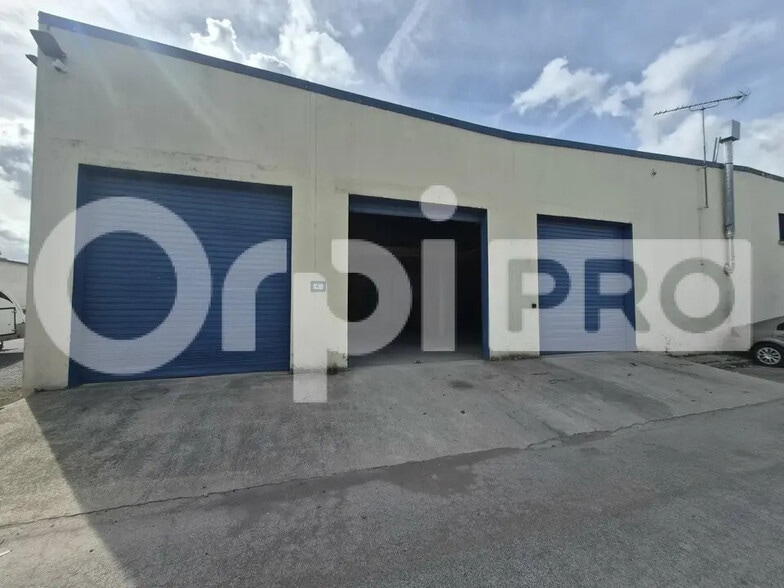Flex in Reims for lease - Building Photo - Image 2 of 12