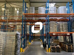 Flex in Chaponost for lease Interior Photo- Image 2 of 11