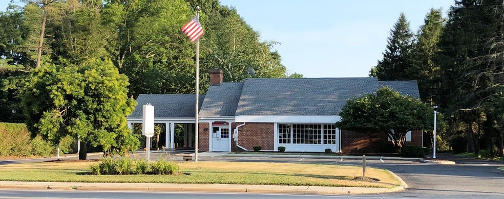 34 Main St, Holmdel, NJ for sale - Primary Photo - Image 1 of 1