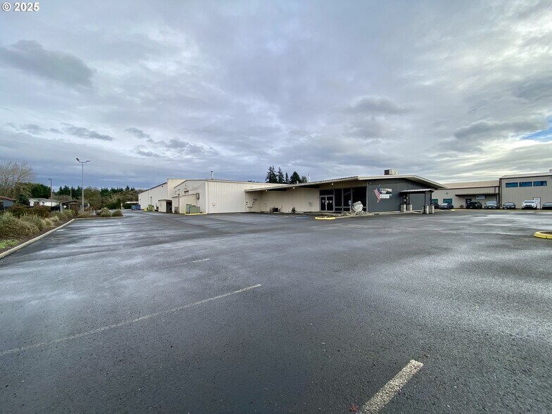 1400 Atlantic Ave, Woodland, WA à vendre - Photo du bâtiment - Image 2 de 10