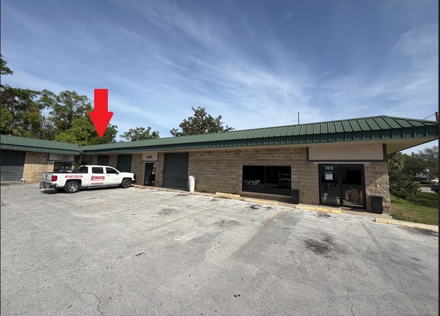 1706 N Magnolia Ave, Ocala, FL à vendre Photo intérieure- Image 1 de 1