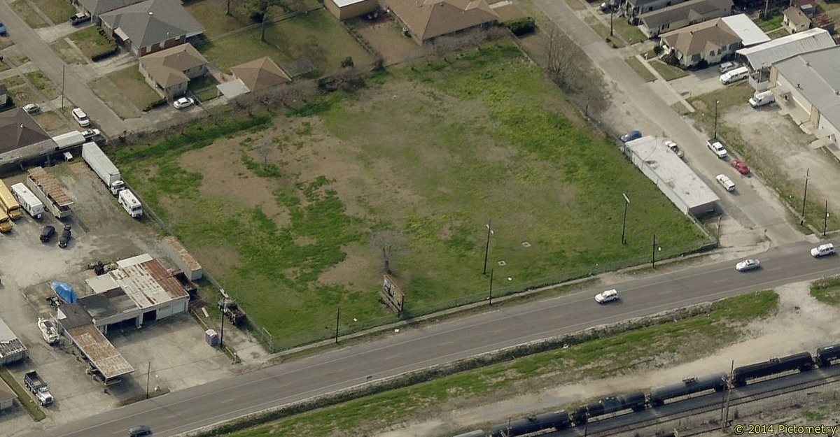 1900 Block 4th St, Harvey, LA for sale Primary Photo- Image 1 of 1