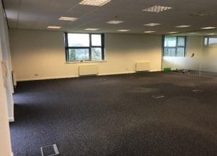 Riverside Way, Irvine à louer Photo intérieure- Image 2 de 2