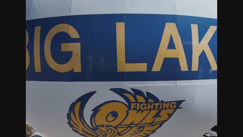 215 N Main Ave, Big Lake, TX à vendre - Vidéo sur l’inscription commerciale - Image 2 de 20