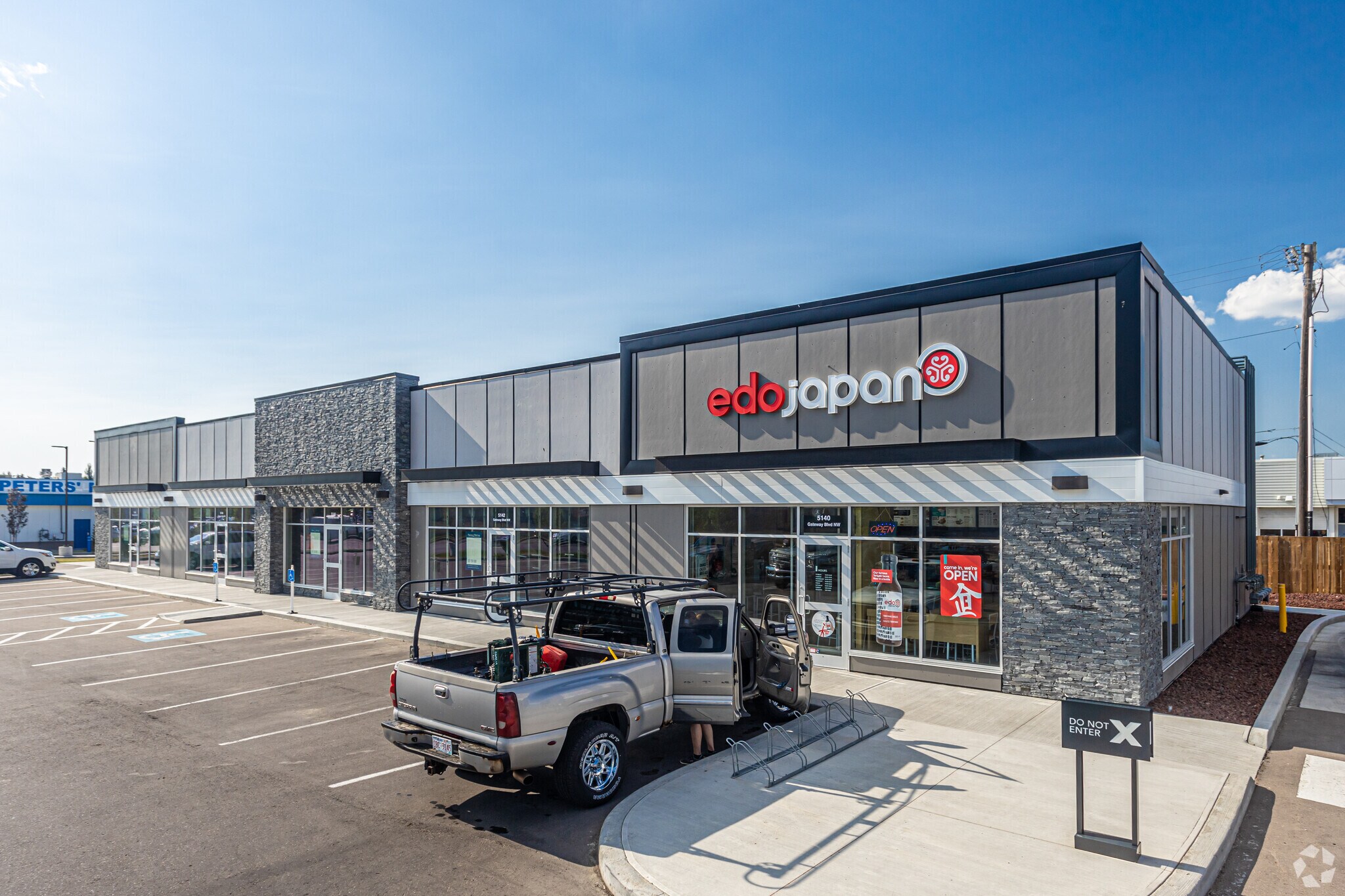 5140-5148 Gateway Blvd NW, Edmonton, AB for sale Primary Photo- Image 1 of 1