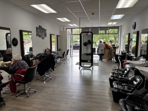 78 The Broadway, Greenford à louer Photo intérieure- Image 1 de 1