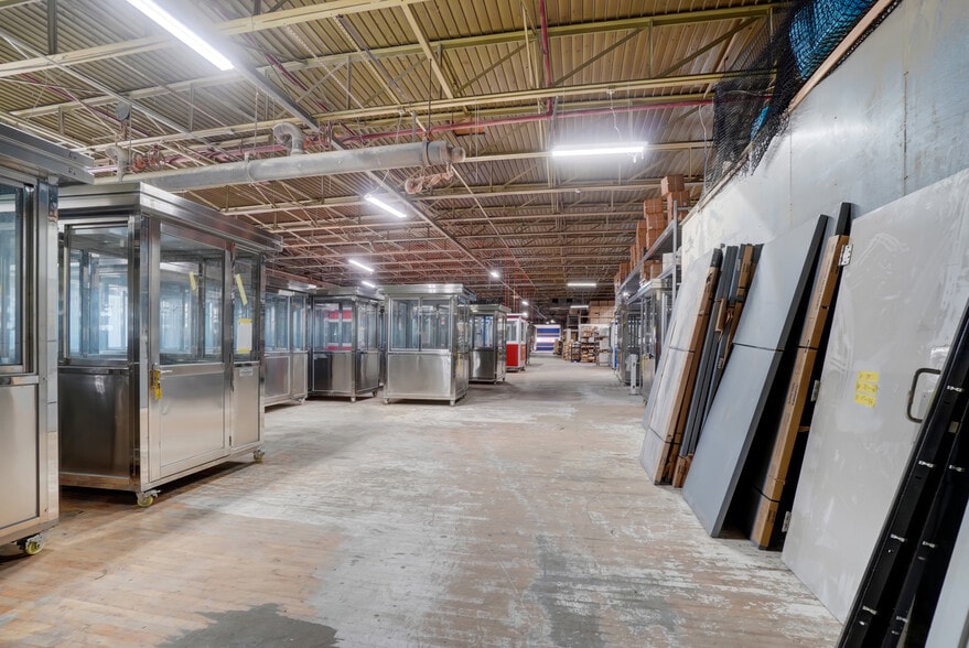 25 Grand Ave, Red Lion, PA for lease - Building Photo - Image 3 of 14