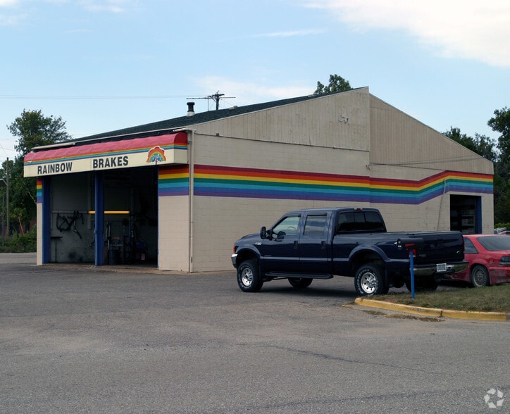 7500 Main St SW, Jenison, MI à vendre - Photo principale - Image 1 de 1