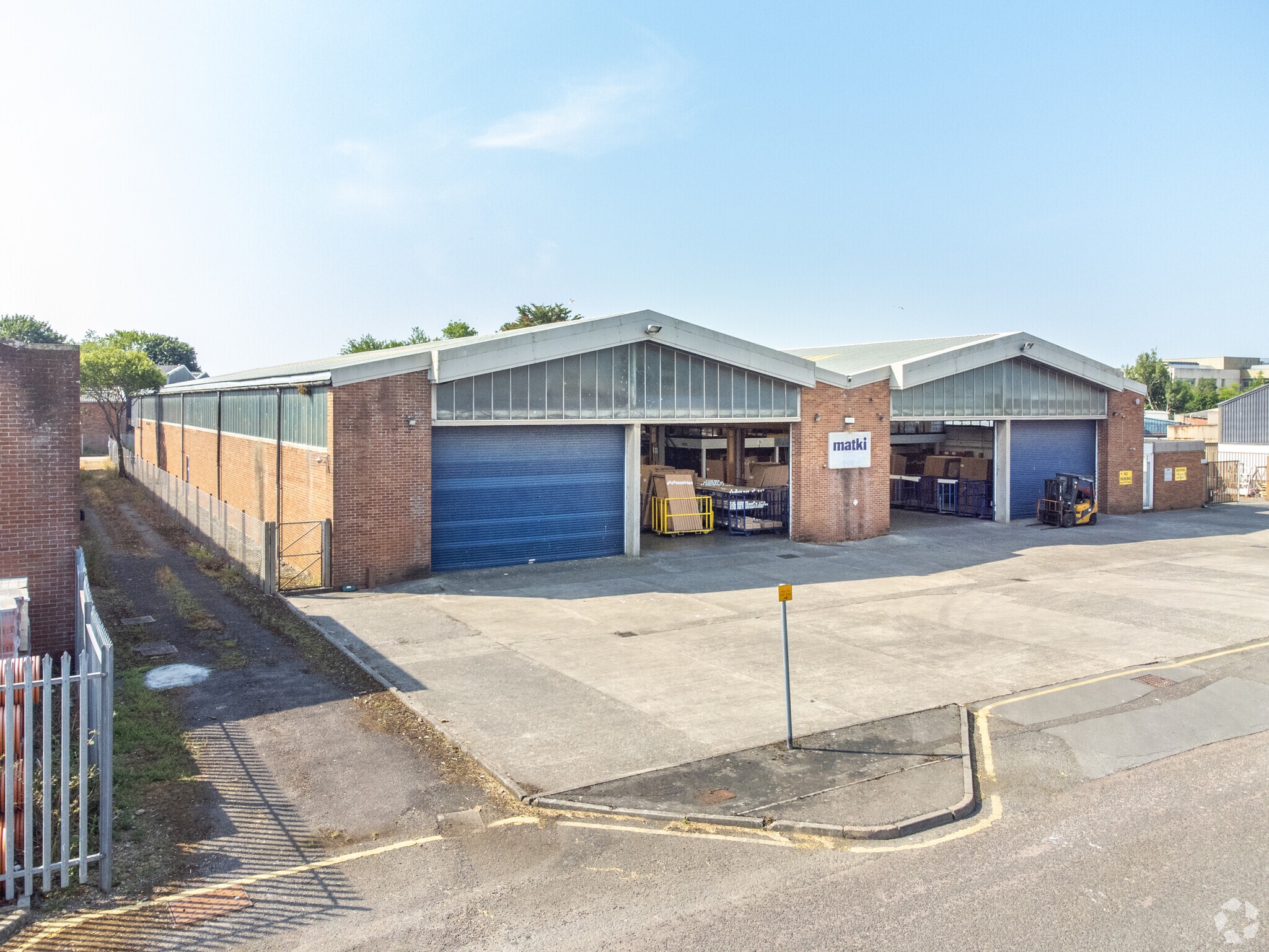 Millbrook Rd, Yate for lease Primary Photo- Image 1 of 5
