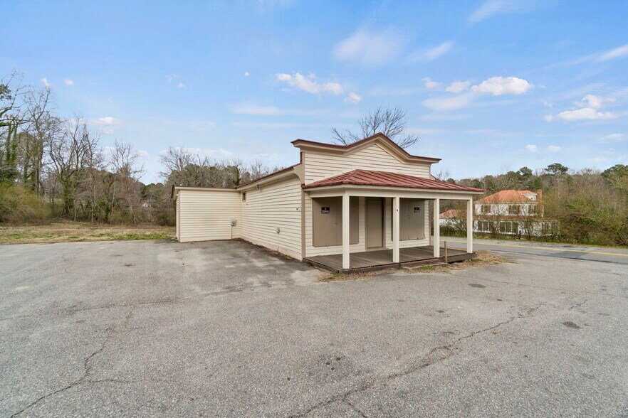 10290 John Clayton Memorial Hwy, Gloucester, VA à vendre - Photo du bâtiment - Image 3 de 25