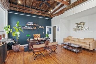 910 Charles St, Fredericksburg, VA for lease Interior Photo- Image 2 of 21