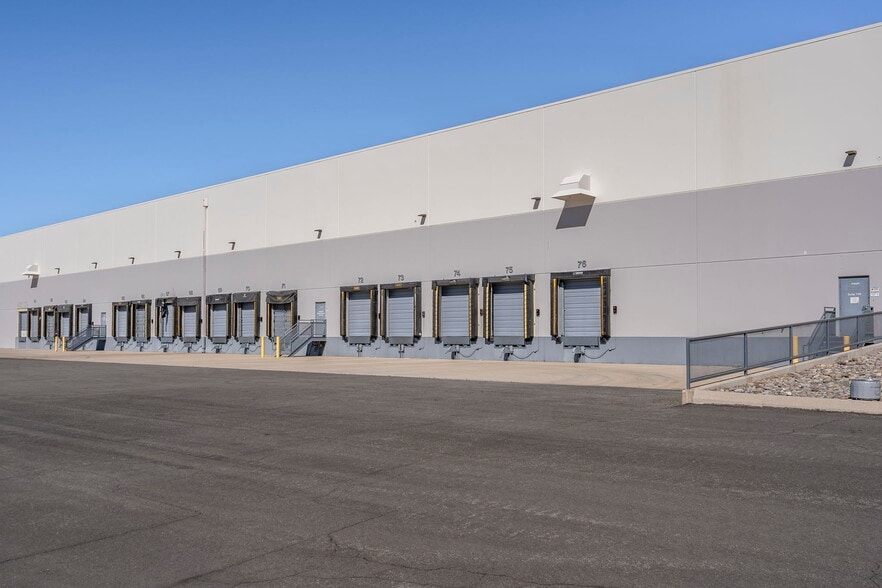 1190 Trademark Dr, Reno, NV for lease - Building Photo - Image 3 of 14