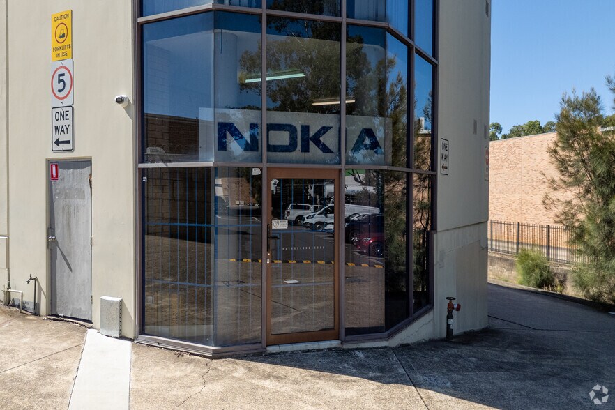 9A Foundry Rd, Seven Hills for sale - Building Photo - Image 3 of 5