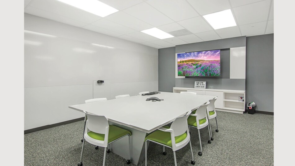 3250 wilshire Blvd, Los Angeles, CA for lease - Interior Photo - Image 2 of 11