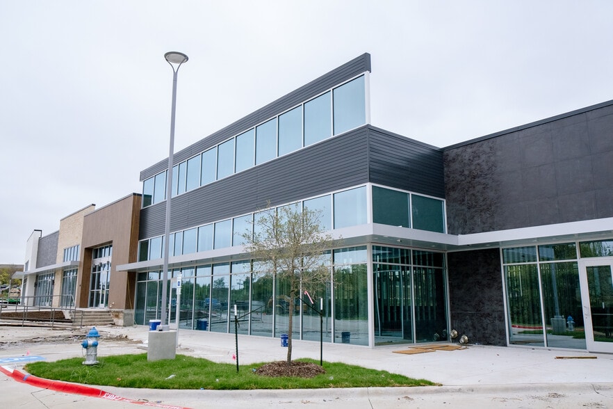 3115 Bunker Hill Rd, Sachse, TX for lease - Building Photo - Image 1 of 6