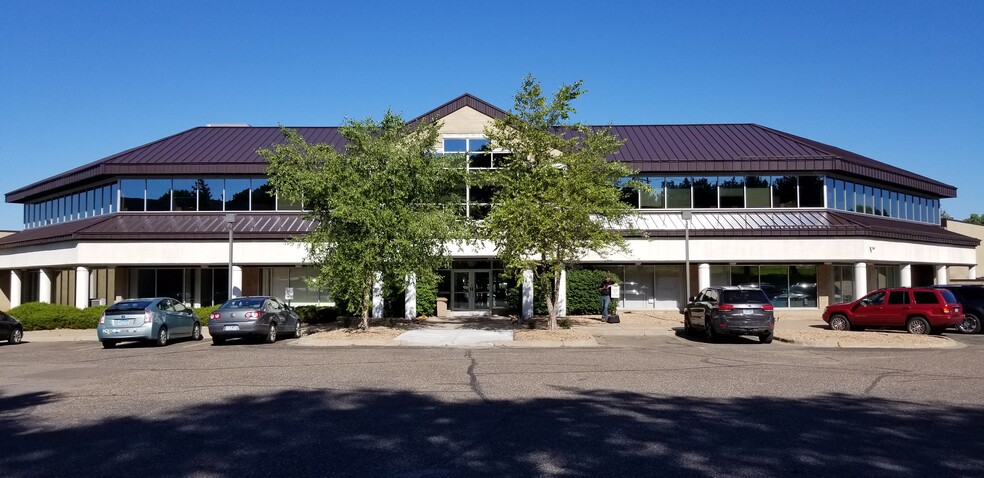 1202-1298 Moore Lake Dr E, Minneapolis, MN for lease - Building Photo - Image 2 of 3