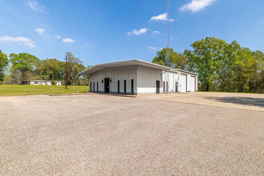 3615 New Press Rd, Nacogdoches, TX à vendre - Photo du bâtiment - Image 2 de 23
