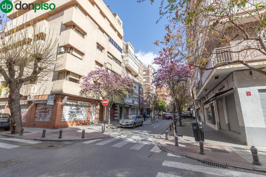 Calle Mulhacén, 8-8, Granada, Granada for sale - Building Photo - Image 3 of 30