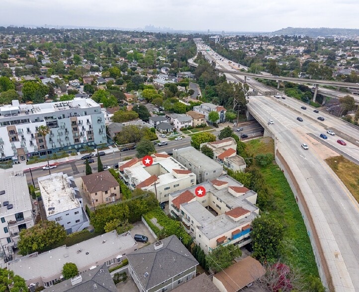 2619 S Sepulveda Blvd, Los Angeles, CA à vendre - Photo du bâtiment - Image 2 de 7
