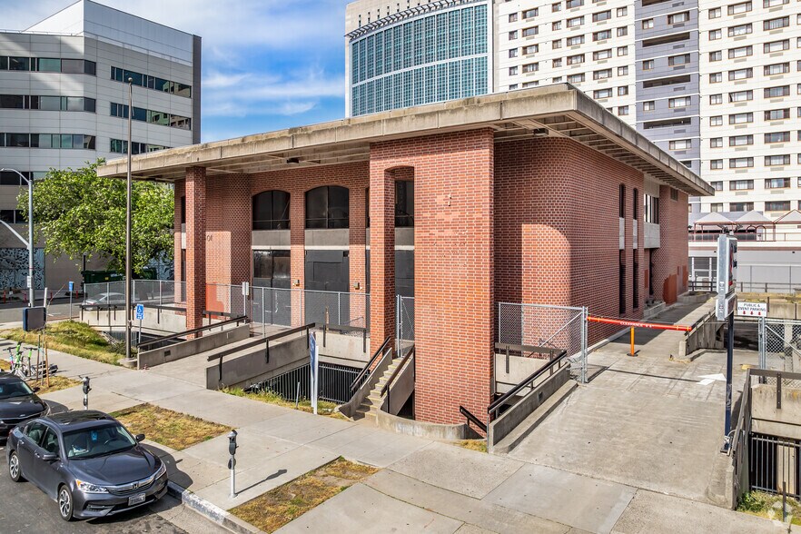 601 J St, Sacramento, CA à louer - Photo du bâtiment - Image 2 de 6