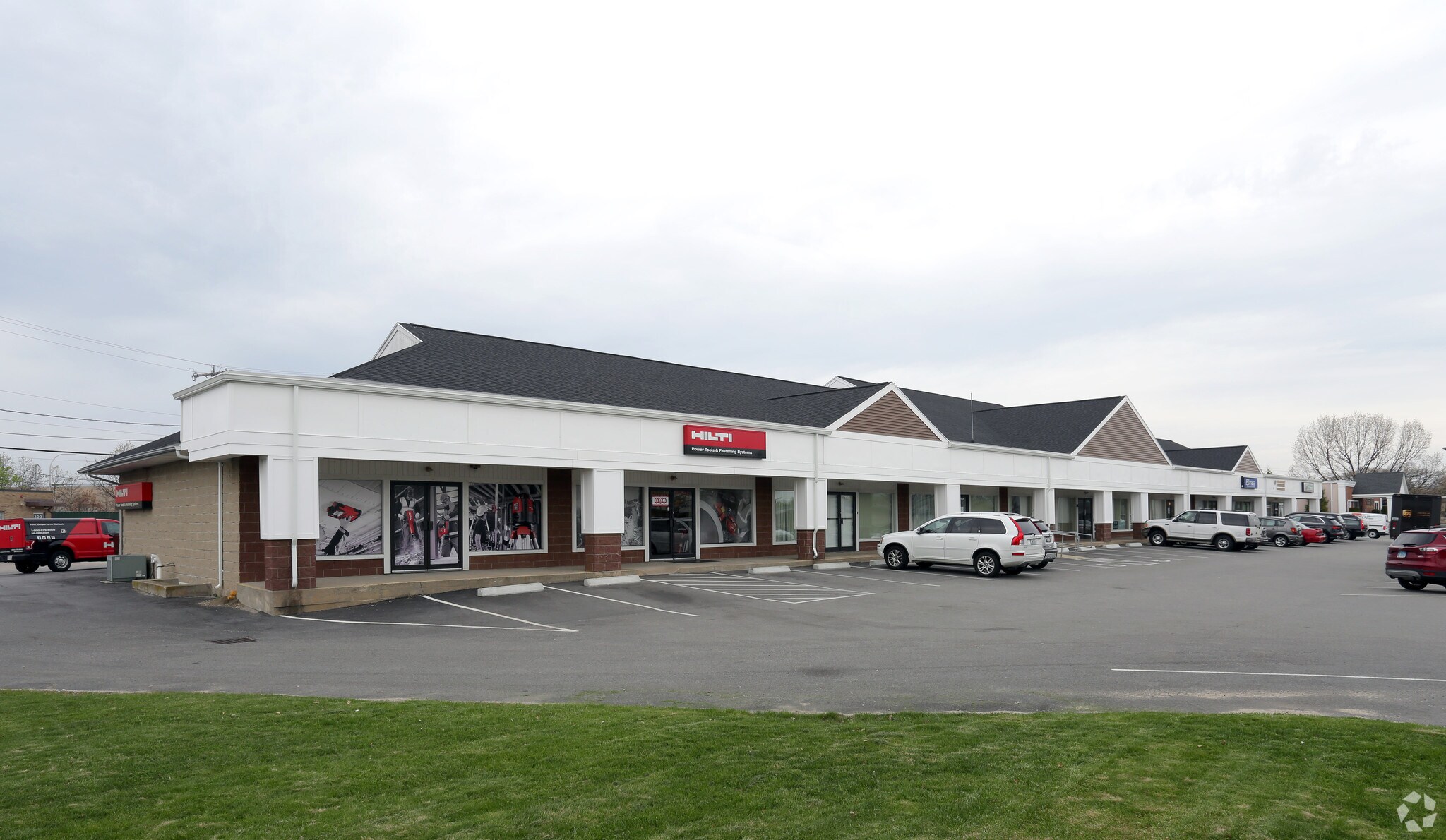 155 Jefferson Blvd, Warwick, RI for lease Primary Photo- Image 1 of 11