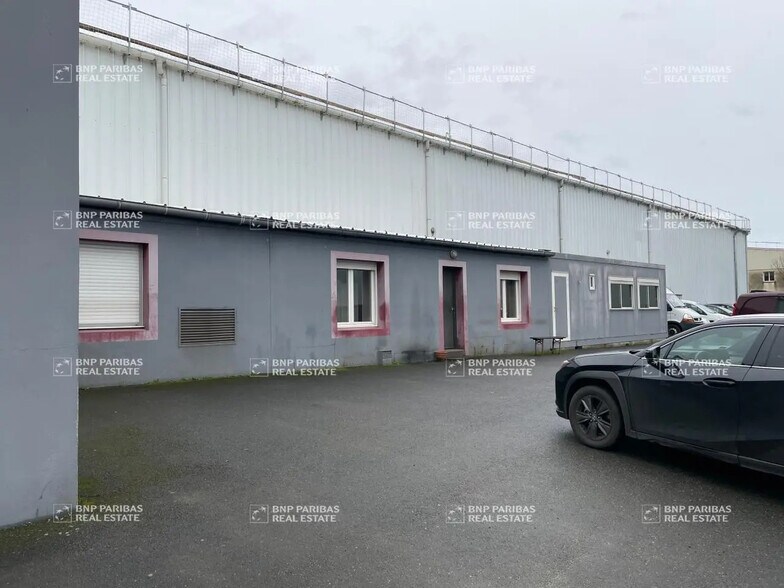 Office in Vertou for lease - Building Photo - Image 2 of 11